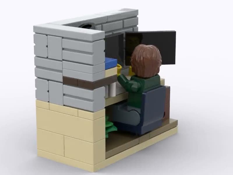 The Finance Analyst, right side